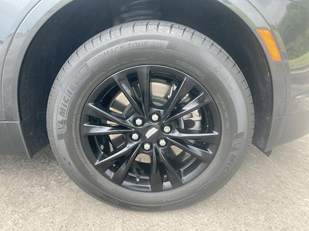 used 2023 Cadillac XT5 car, priced at $30,998