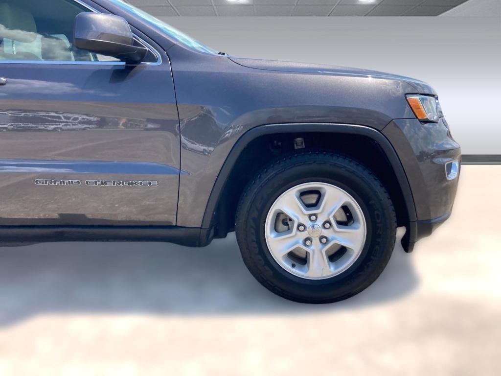 used 2017 Jeep Grand Cherokee car, priced at $13,996