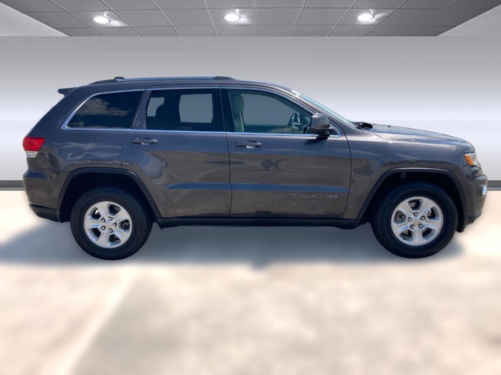 used 2017 Jeep Grand Cherokee car, priced at $13,996