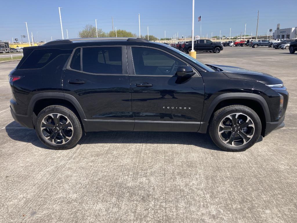 new 2025 Chevrolet Equinox car, priced at $32,422