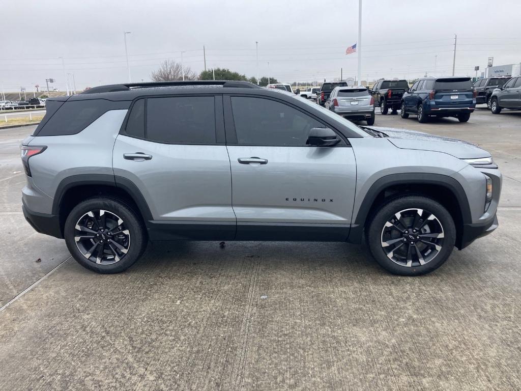 new 2025 Chevrolet Equinox car, priced at $34,021