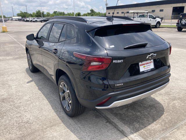 new 2025 Chevrolet Trax car, priced at $25,580