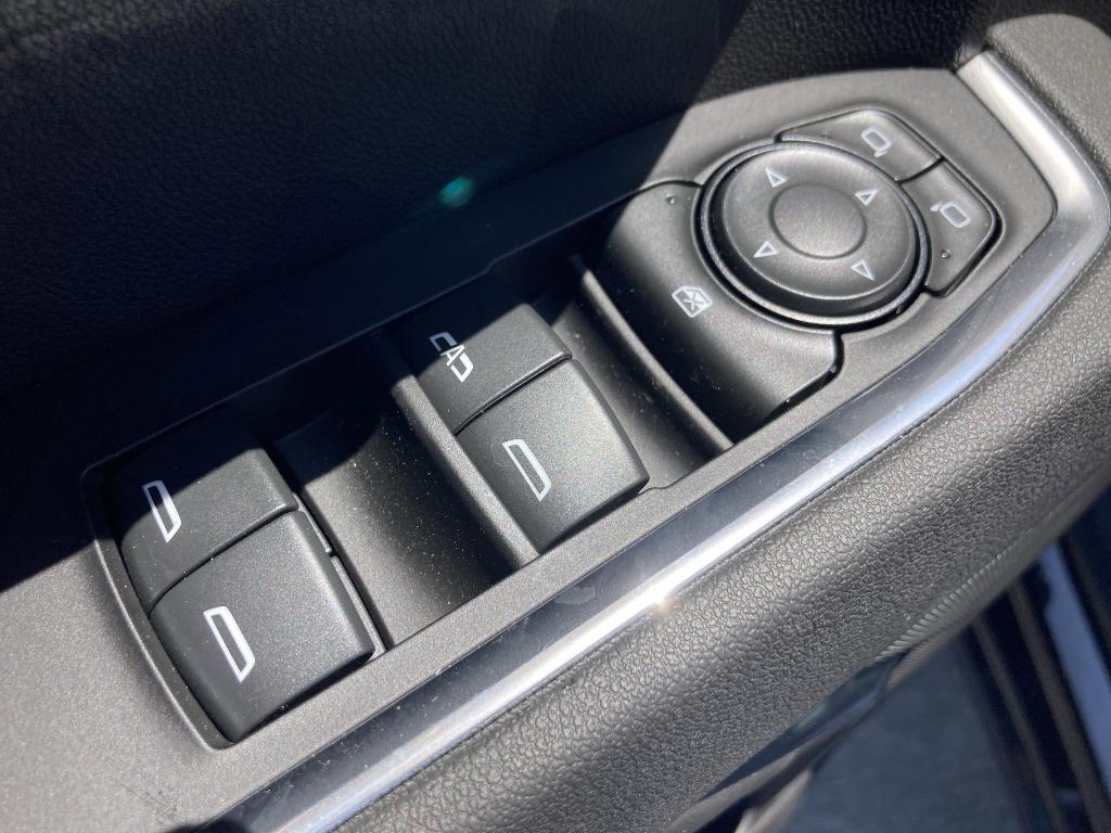 new 2025 Chevrolet Silverado 1500 car, priced at $46,741
