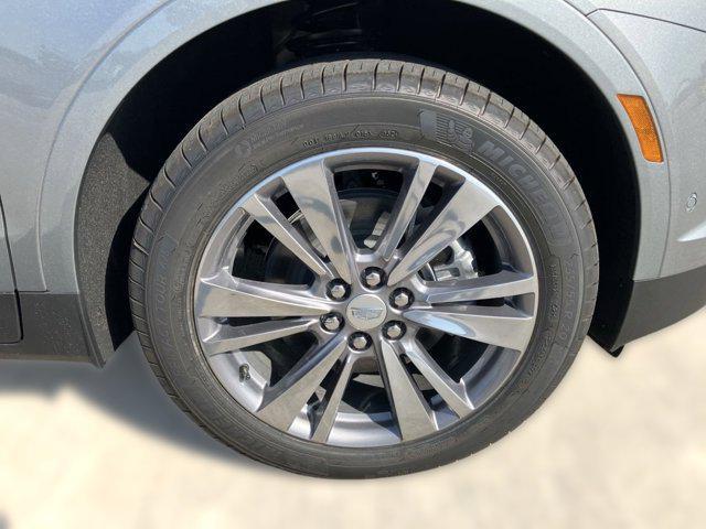 new 2025 Cadillac XT5 car, priced at $46,564