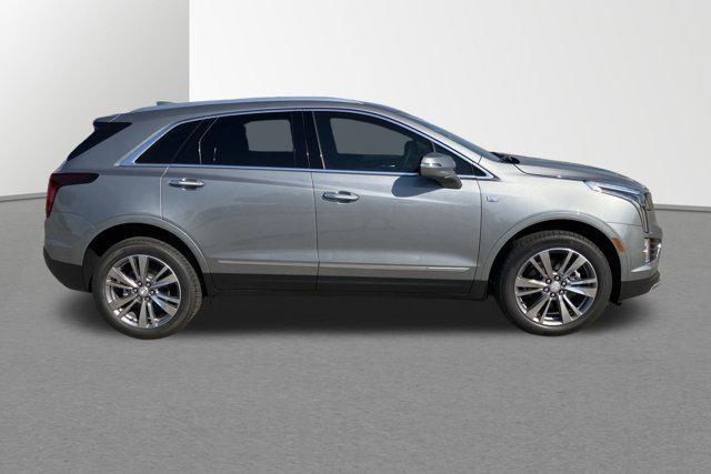 new 2025 Cadillac XT5 car, priced at $54,461