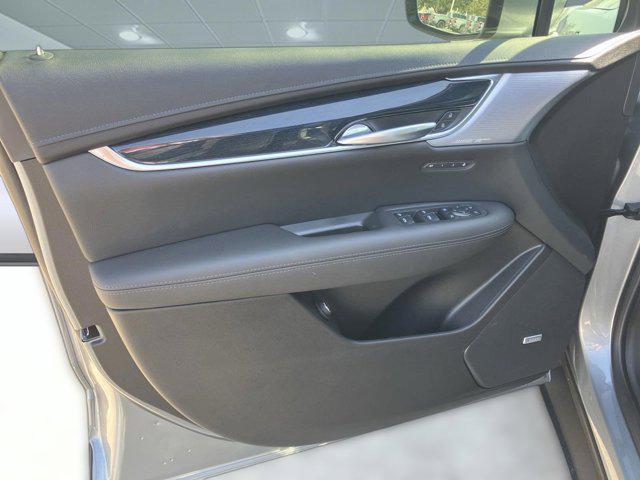 new 2025 Cadillac XT5 car, priced at $46,564