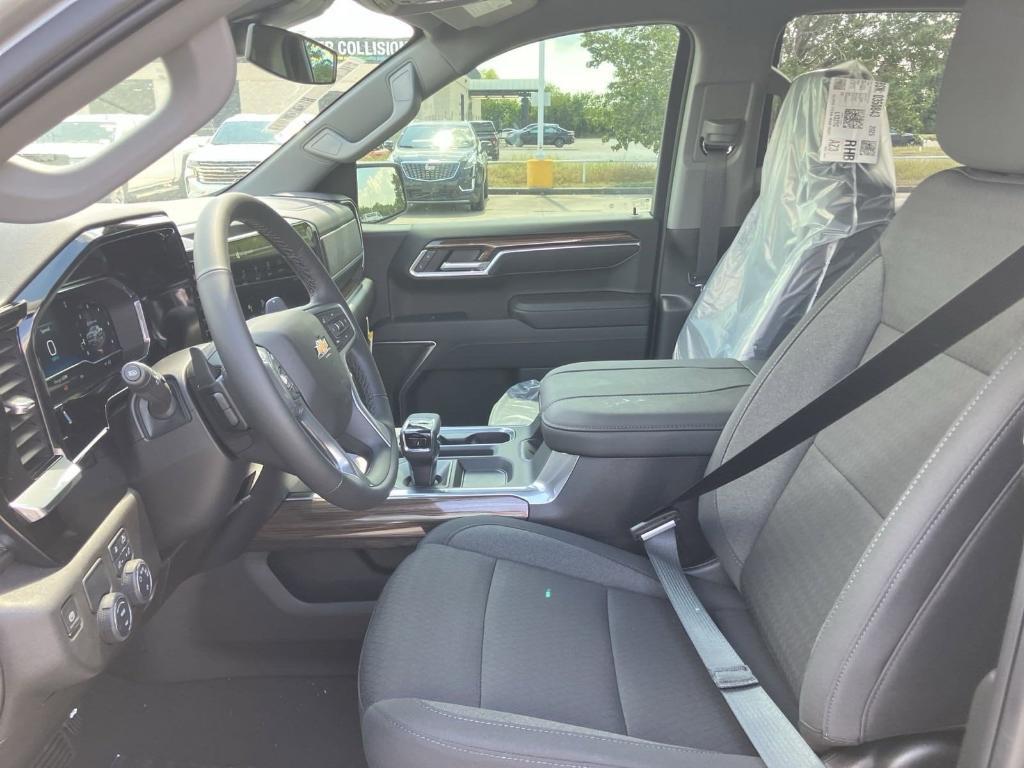 new 2025 Chevrolet Silverado 1500 car, priced at $56,700