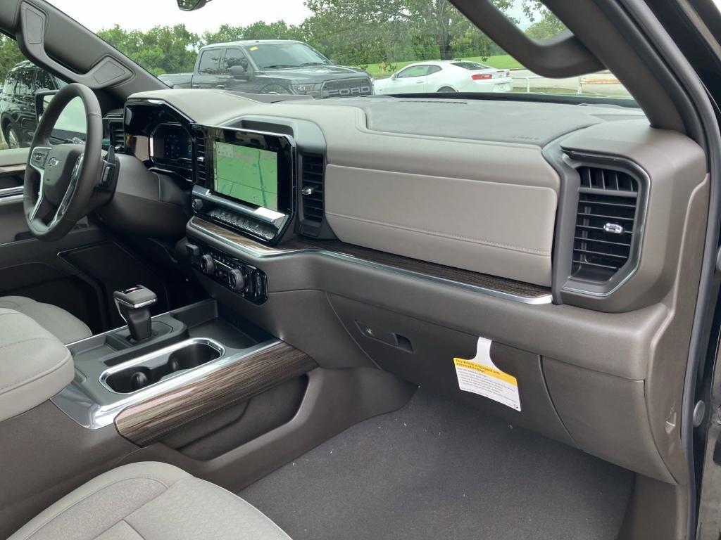 new 2024 Chevrolet Silverado 1500 car, priced at $59,370