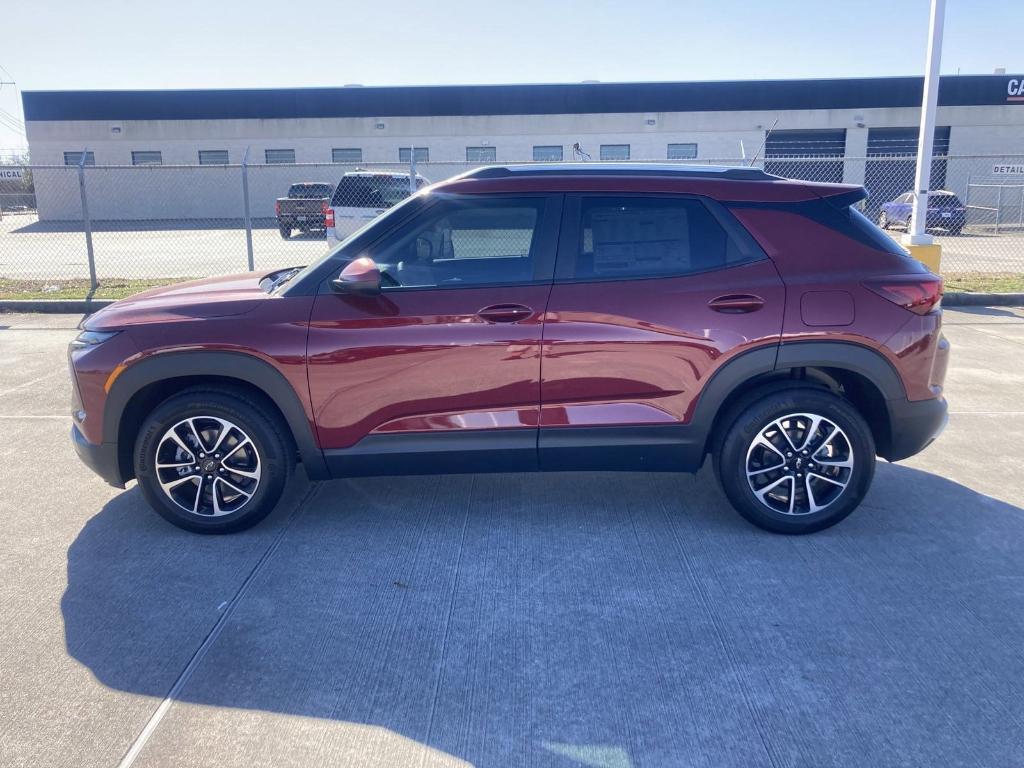 new 2025 Chevrolet TrailBlazer car, priced at $27,571