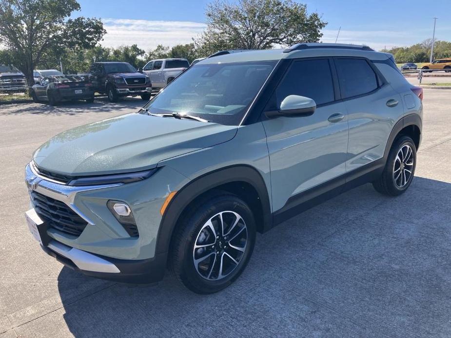 new 2025 Chevrolet TrailBlazer car, priced at $25,331