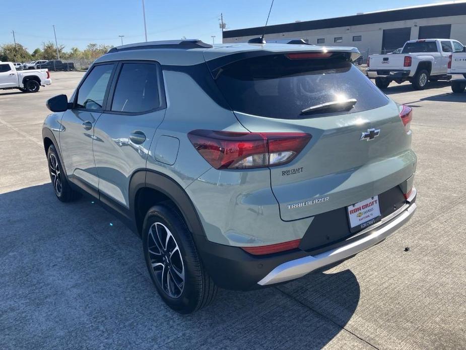 new 2025 Chevrolet TrailBlazer car, priced at $25,331