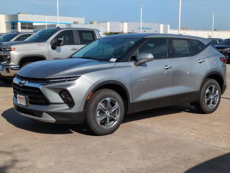 new 2024 Chevrolet Blazer car, priced at $31,293