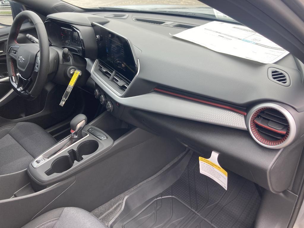 new 2025 Chevrolet Trax car, priced at $24,831