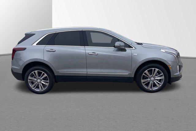 new 2025 Cadillac XT5 car, priced at $56,561