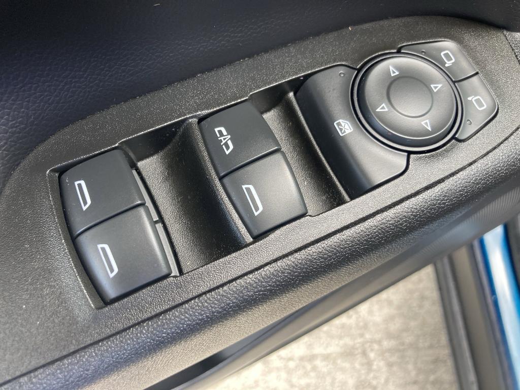 used 2020 Chevrolet Equinox car, priced at $18,399