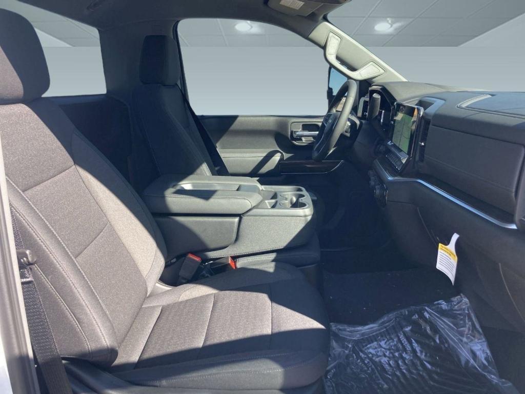 new 2025 Chevrolet Silverado 2500 car, priced at $52,533
