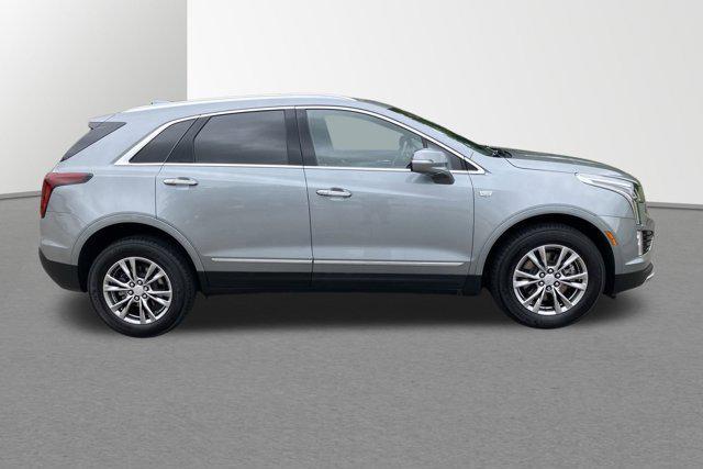 used 2023 Cadillac XT5 car, priced at $33,498