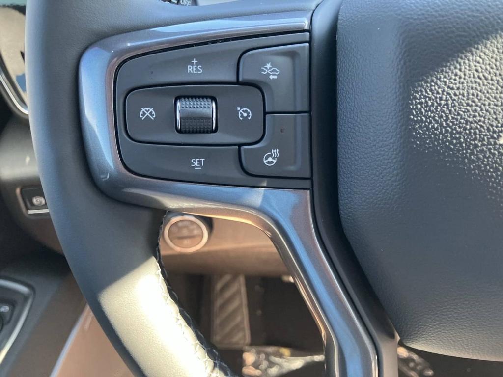 new 2025 Chevrolet Silverado 1500 car, priced at $71,632