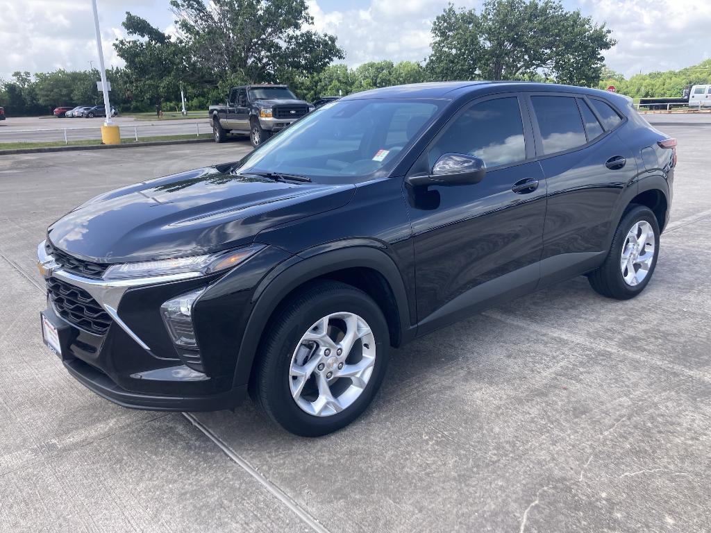 used 2024 Chevrolet Trax car, priced at $20,498