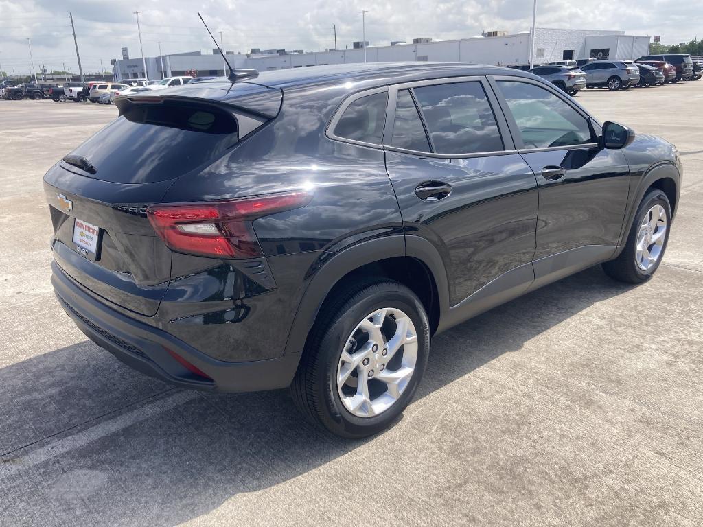 used 2024 Chevrolet Trax car, priced at $20,498
