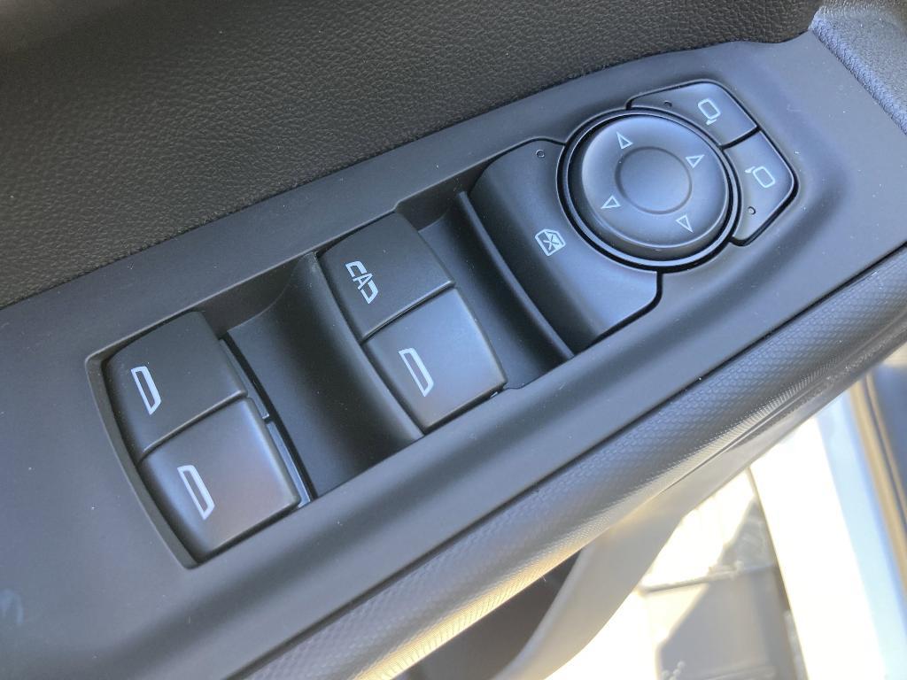 new 2025 Chevrolet Silverado 1500 car, priced at $44,702