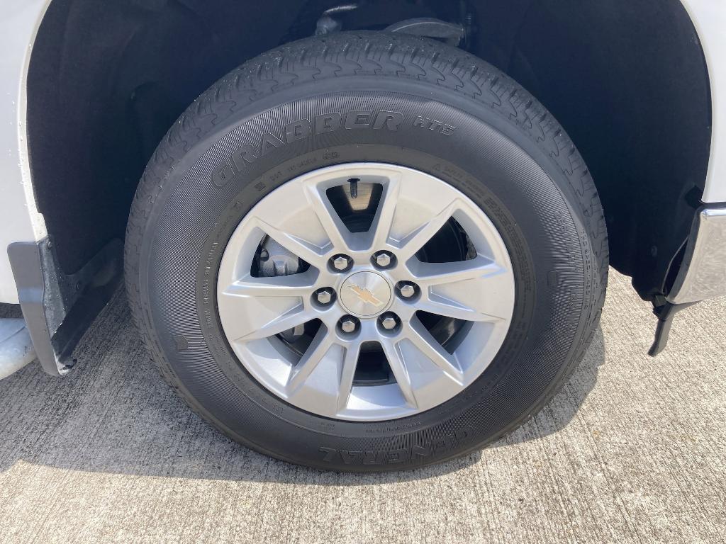 used 2024 Chevrolet Silverado 1500 car, priced at $29,997