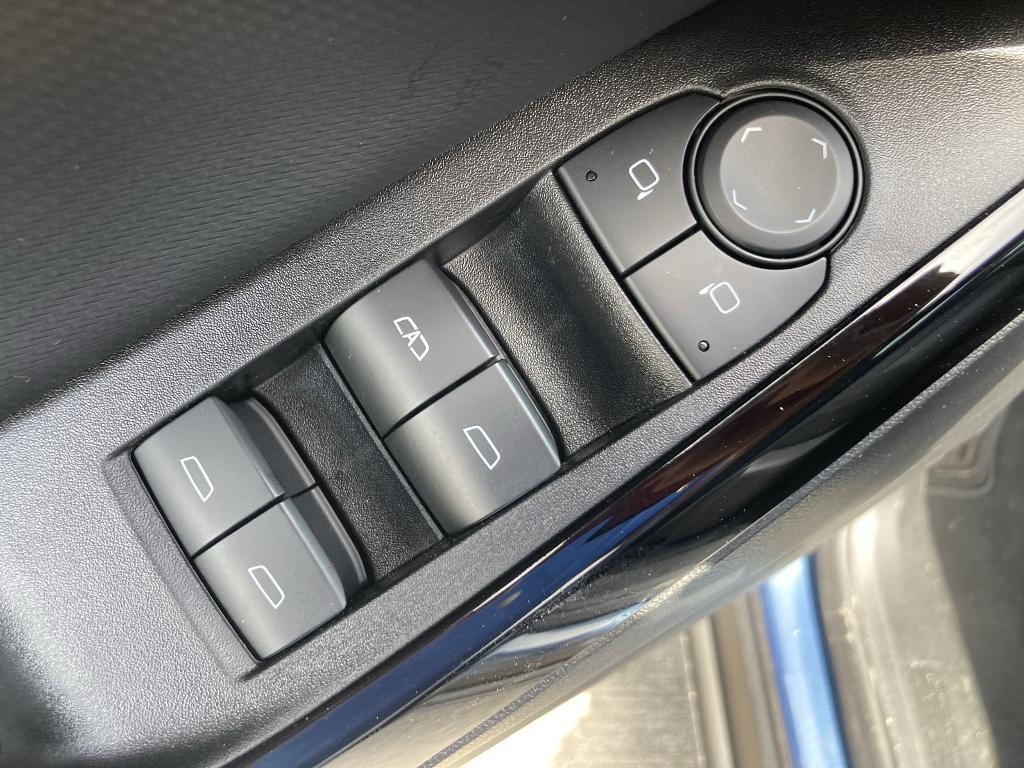 new 2025 Chevrolet Equinox car, priced at $32,340