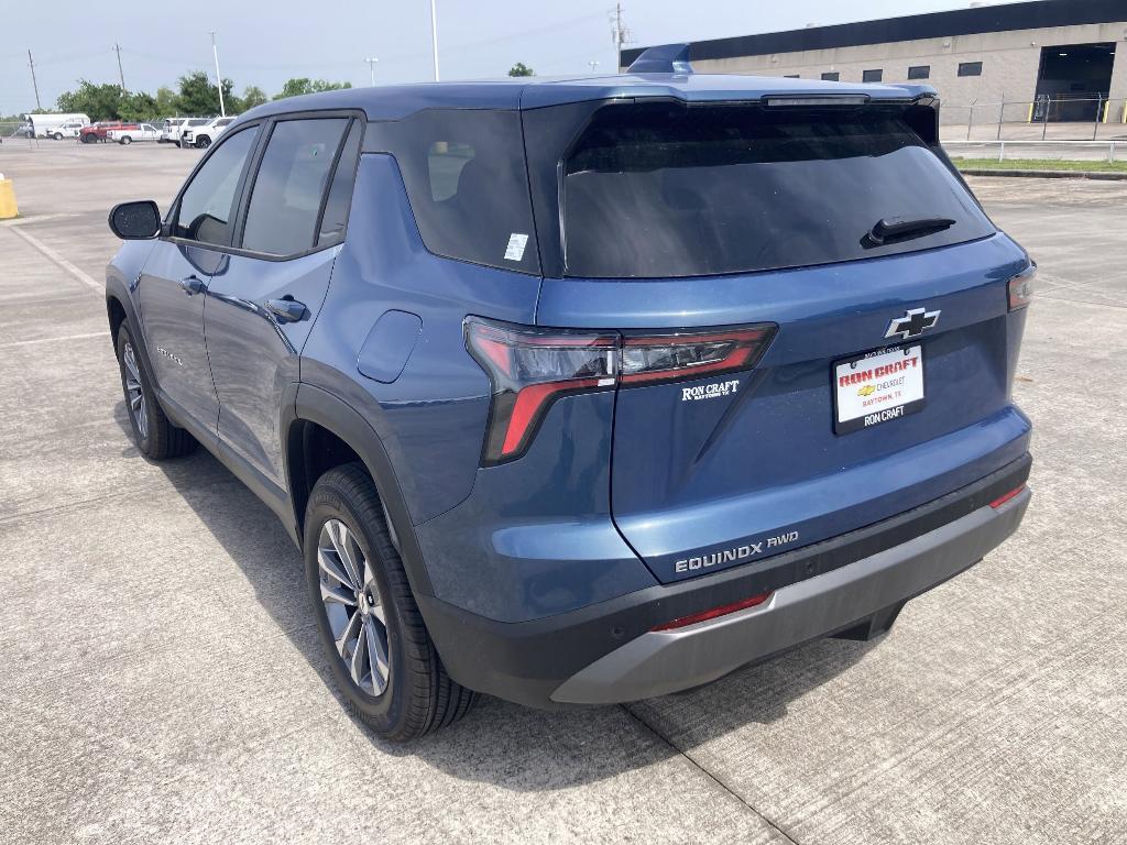 new 2025 Chevrolet Equinox car, priced at $32,340
