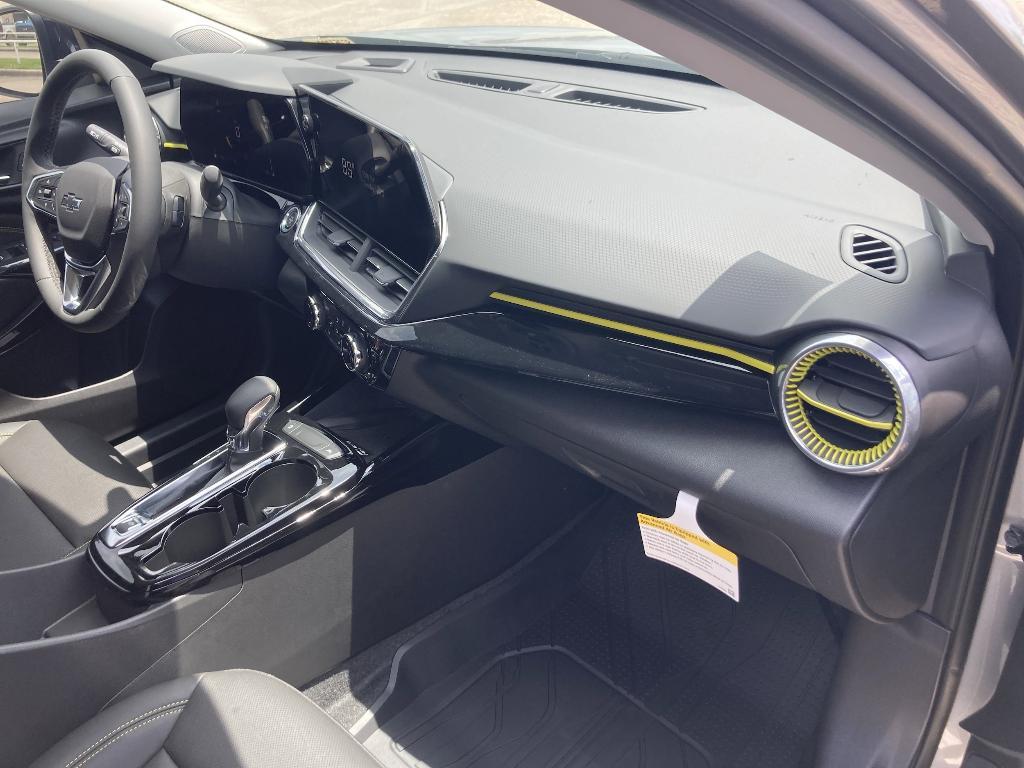 new 2025 Chevrolet Trax car, priced at $27,681