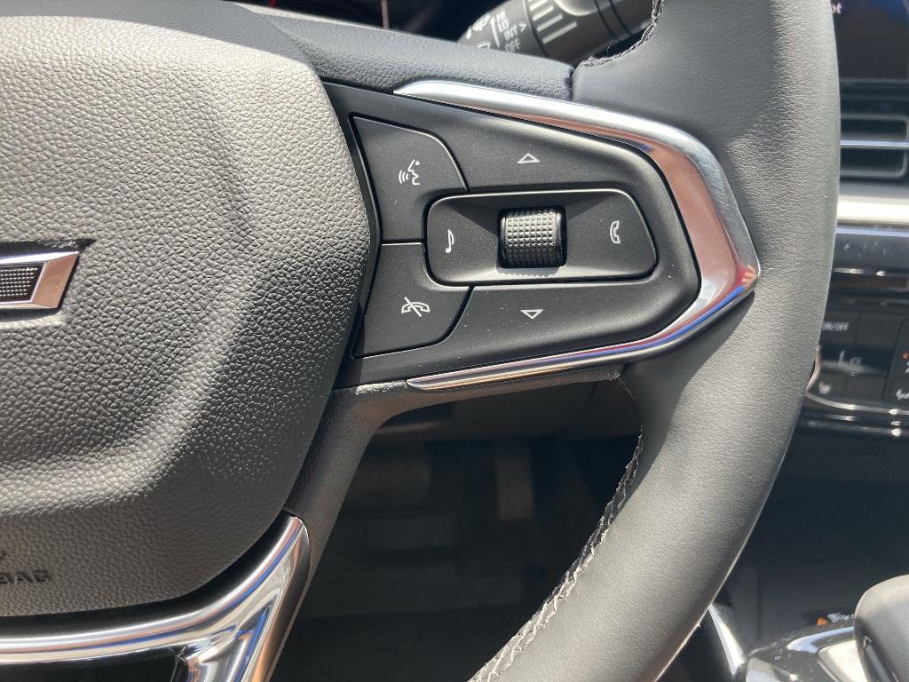 new 2025 Chevrolet Trax car, priced at $27,681
