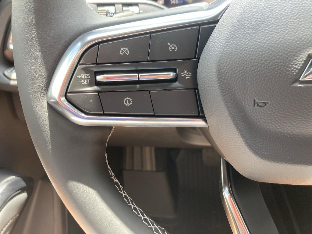 new 2025 Chevrolet Traverse car, priced at $45,131