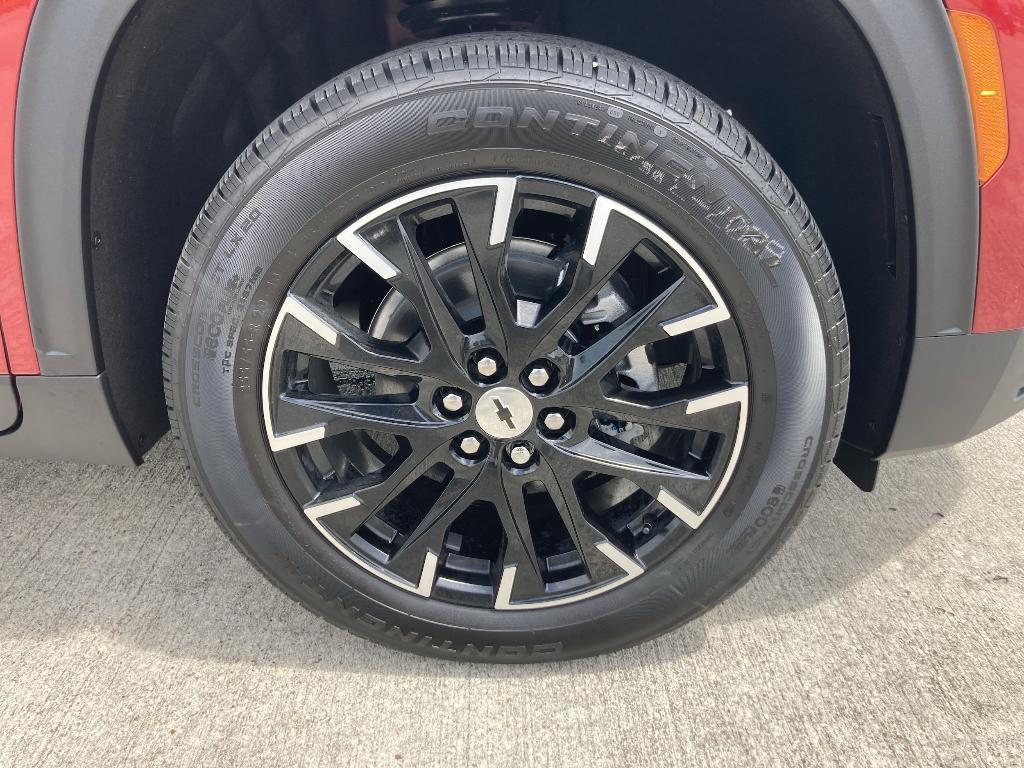 new 2025 Chevrolet Traverse car, priced at $45,131