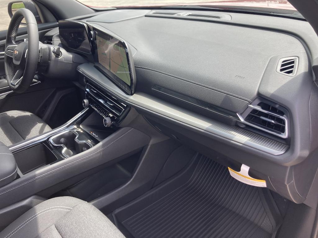 new 2025 Chevrolet Traverse car, priced at $45,131