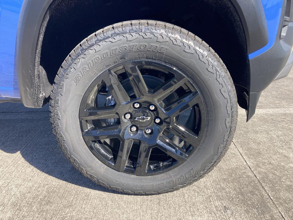 new 2025 Chevrolet Colorado car, priced at $45,041