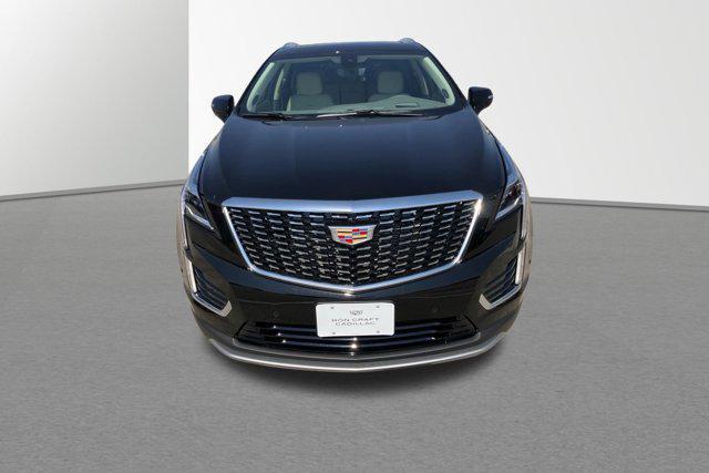 new 2025 Cadillac XT5 car, priced at $54,991