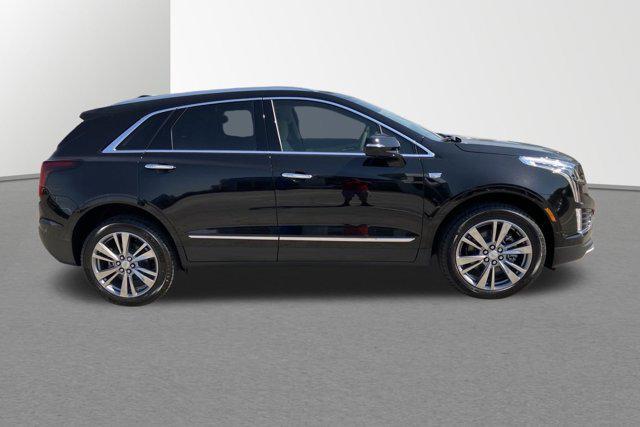 new 2025 Cadillac XT5 car, priced at $54,991