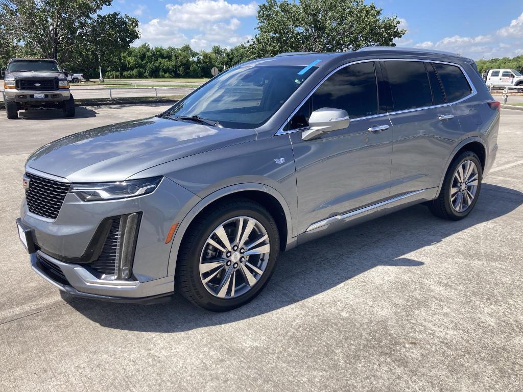 used 2022 Cadillac XT6 car, priced at $28,998