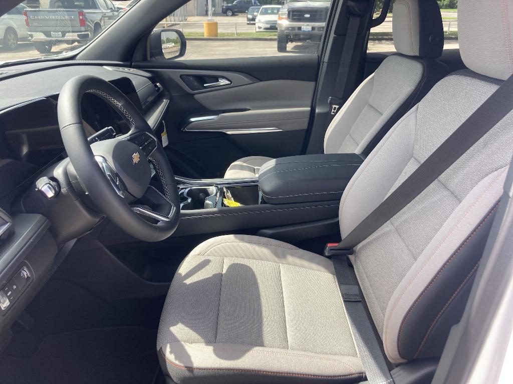 new 2025 Chevrolet Traverse car, priced at $44,691