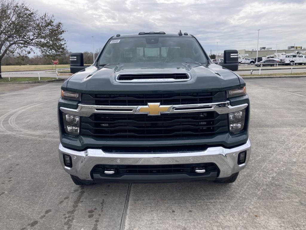 new 2025 Chevrolet Silverado 2500 car, priced at $70,401