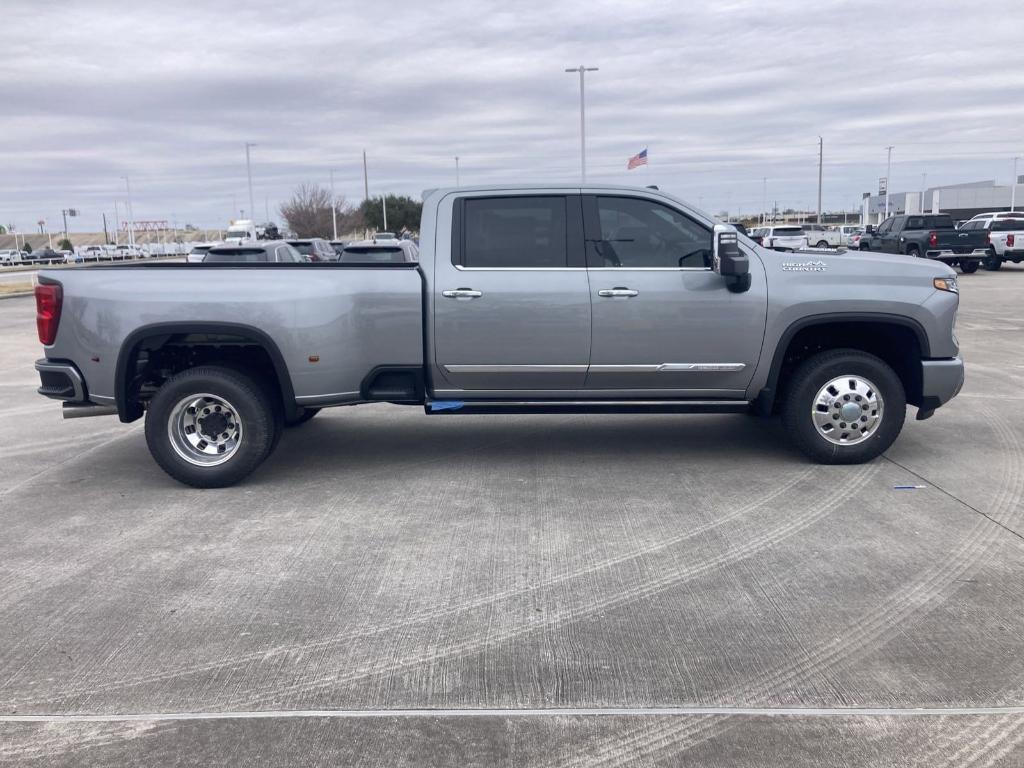 new 2025 Chevrolet Silverado 3500 car, priced at $88,731