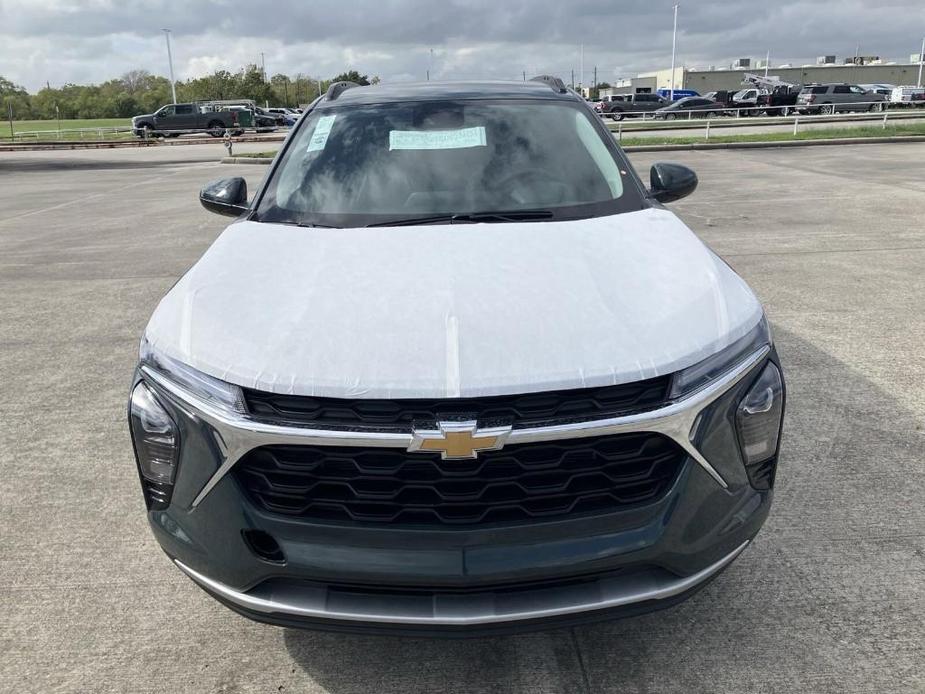 new 2025 Chevrolet Trax car, priced at $25,080