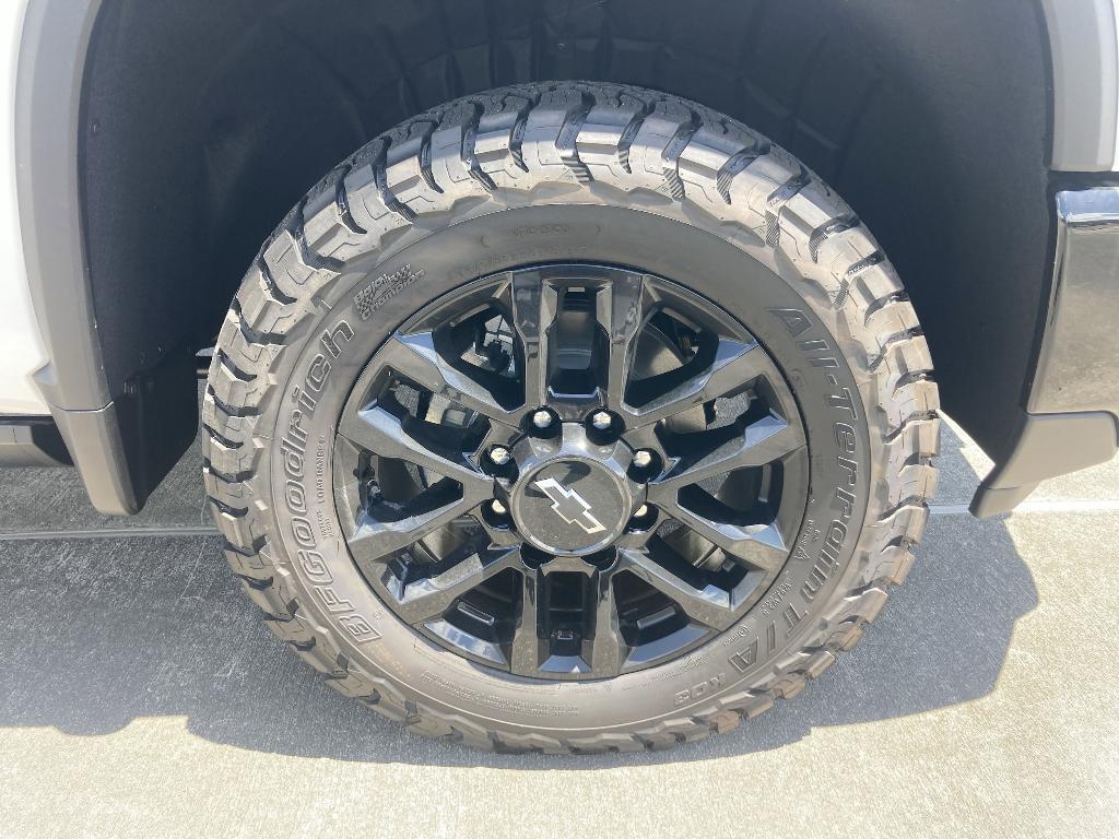 new 2025 Chevrolet Silverado 2500 car, priced at $84,381