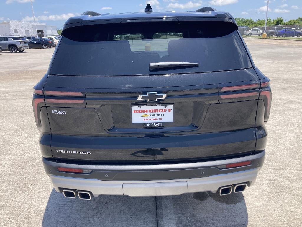 new 2025 Chevrolet Traverse car, priced at $45,910