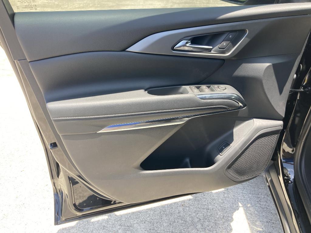 new 2025 Chevrolet Traverse car, priced at $45,910
