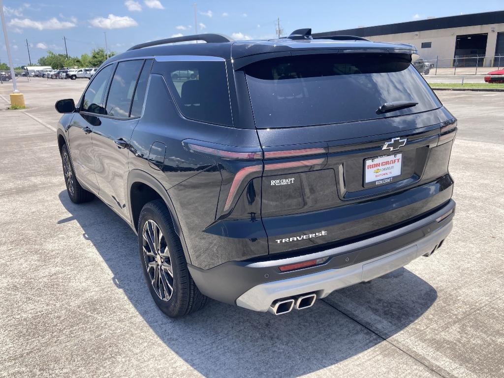 new 2025 Chevrolet Traverse car, priced at $45,910