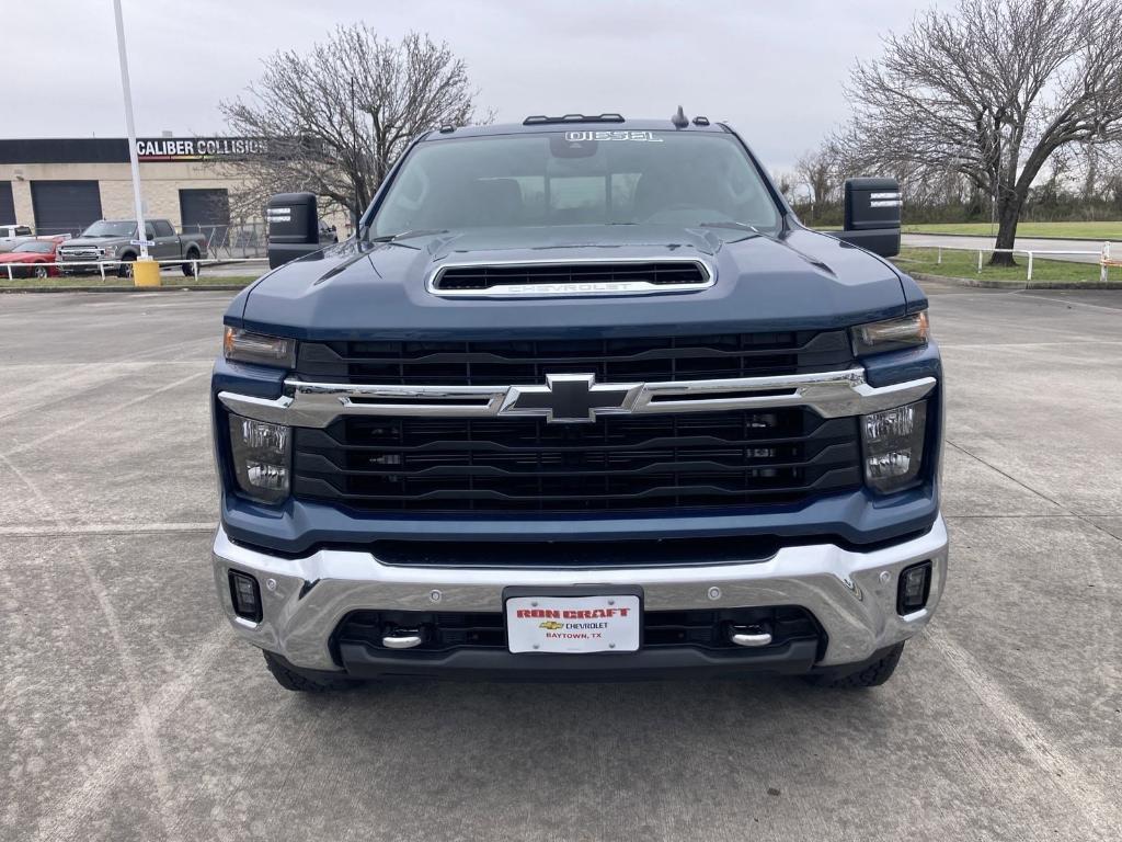 new 2025 Chevrolet Silverado 2500 car, priced at $70,011