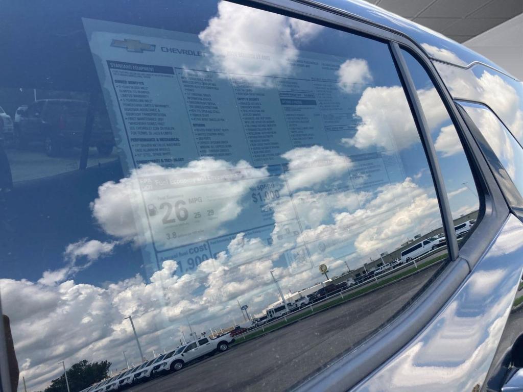 new 2026 Chevrolet Equinox car, priced at $31,461