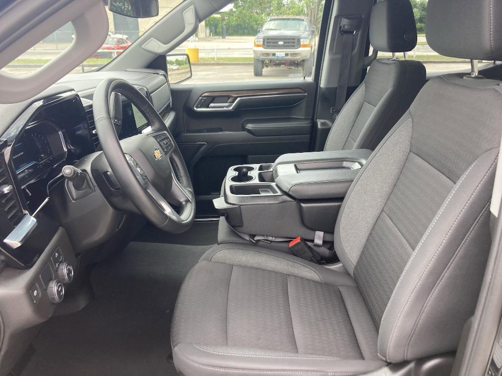 used 2024 Chevrolet Silverado 1500 car, priced at $37,998