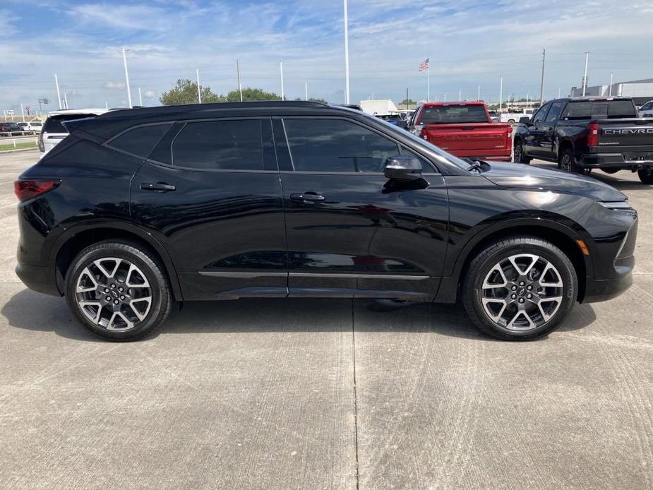 new 2025 Chevrolet Blazer car, priced at $42,942