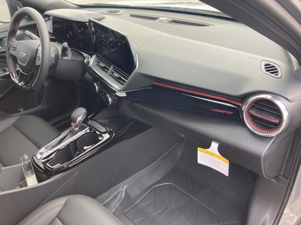 new 2025 Chevrolet Trax car, priced at $27,930